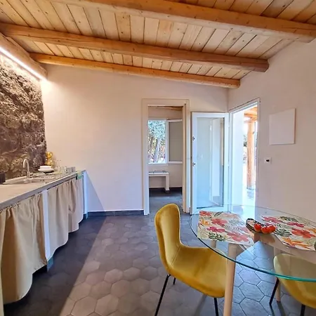 Holiday home L'aranceto Aci Catena